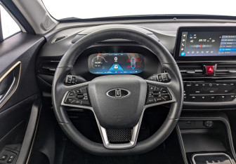 Подержанный автомобиль Москвич 3е 2023 года (21 фото)