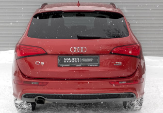 Подержанный автомобиль Audi Q5 2015 года (5 фото)