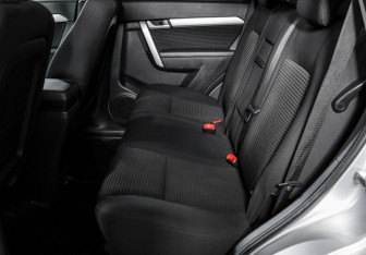 Подержанный автомобиль Chevrolet Captiva 2014 года (10 фото)