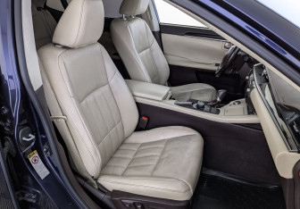 Подержанный автомобиль Lexus ES 2017 года (24 фото)