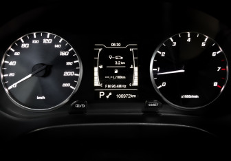 Подержанный автомобиль Chery Tiggo 4 2022 года (13 фото)