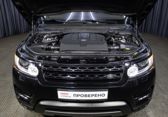 Подержанный автомобиль Land Rover Range Rover Sport 2016 года (9 фото)