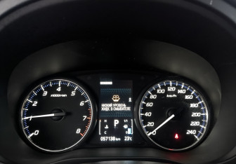 Подержанный автомобиль Mitsubishi Outlander 2019 года (16 фото)