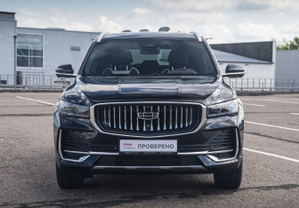 Подержанный автомобиль Geely Monjaro 2023 года (2 фото)
