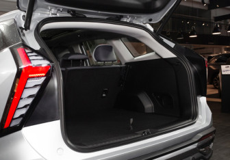 Новый Geely Atlas 2025 (13 фото)