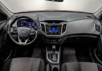 Подержанный автомобиль Hyundai Creta 2019 года (13 фото)
