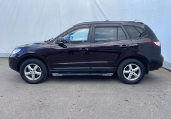 Подержанный автомобиль Hyundai Santa Fe 2009 года (8 фото)