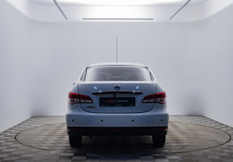 Подержанный автомобиль Nissan Almera Sedan 2018 года (6 фото)