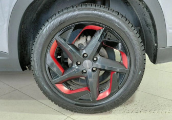 Подержанный автомобиль Omoda C5 2022 года (22 фото)
