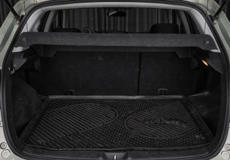 Подержанный автомобиль Citroen C4 Aircross 2012 года (6 фото)