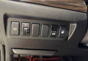 Подержанный автомобиль Nissan Teana 2013 года (8 фото)