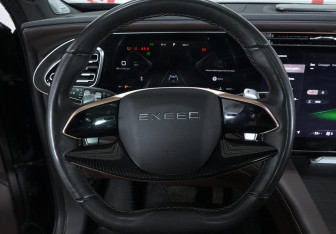 Подержанный автомобиль Exeed VX 2023 года (14 фото)