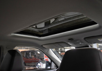 Подержанный автомобиль Москвич 3 2023 года (18 фото)