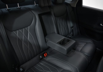 Подержанный автомобиль Chery Arrizo 8 2024 года (11 фото)