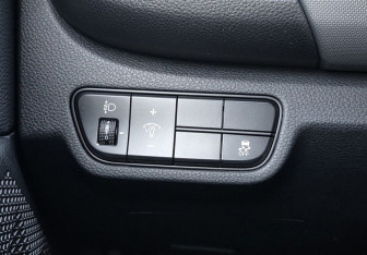 Подержанный автомобиль Kia Seltos 2021 года (19 фото)