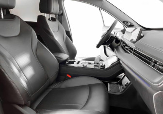 Подержанный автомобиль Chery Tiggo 8 Pro Max 2023 года (8 фото)