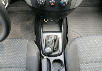 Подержанный автомобиль Hyundai i30 Hatchback 2010 года (14 фото)