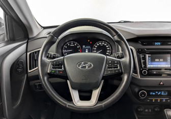 Подержанный автомобиль Hyundai Creta 2018 года (21 фото)