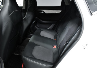 Подержанный автомобиль JAC J7 2021 года (11 фото)