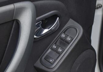 Подержанный автомобиль Renault Duster 2020 года (21 фото)