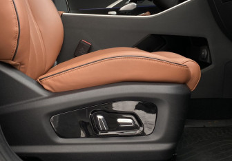 Подержанный автомобиль Omoda C5 2022 года (27 фото)