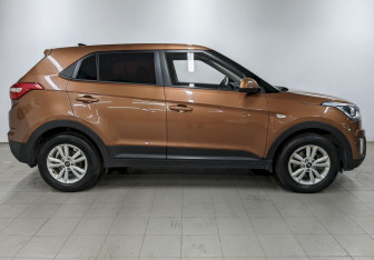 Подержанный автомобиль Hyundai Creta 2018 года (4 фото)