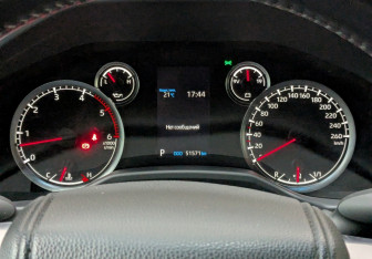 Подержанный автомобиль Toyota Land Cruiser Suv 2021 года (14 фото)