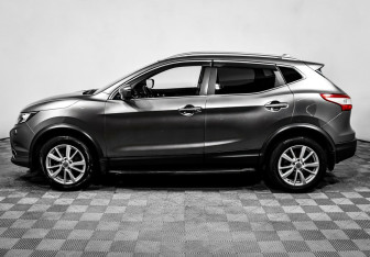 Подержанный автомобиль Nissan Qashqai 2018 года (3 фото)