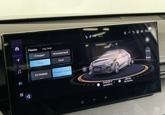 Подержанный автомобиль Toyota Camry Sedan 2024 года (20 фото)