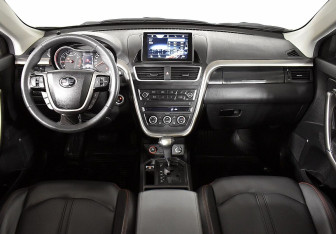 Подержанный автомобиль FAW Besturn X80 2020 года (8 фото)