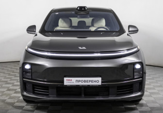 Подержанный автомобиль LiXiang L7 2023 года (2 фото)