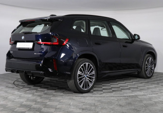 Новый BMW X1 2025 (2 фото)