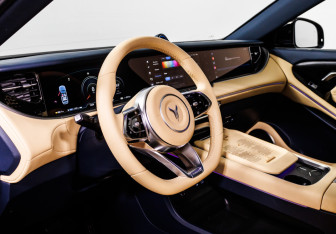 Подержанный автомобиль Voyah Free 2024 года (12 фото)