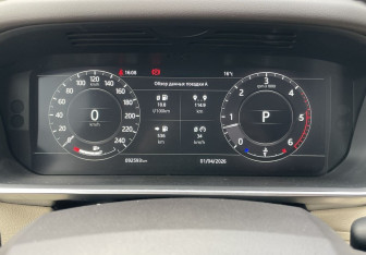 Подержанный автомобиль Land Rover Range Rover Sport 2018 года (26 фото)