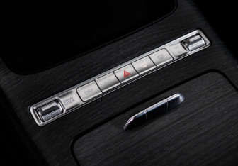 Подержанный автомобиль Geely Preface 2024 года (19 фото)