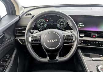 Подержанный автомобиль Kia Sportage 2023 года (22 фото)