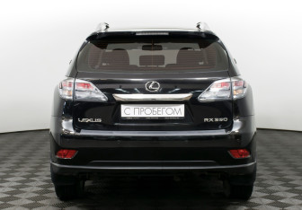 Подержанный автомобиль Lexus RX 2011 года (16 фото)