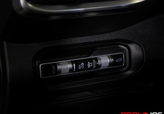 Подержанный автомобиль Geely Okavango 2024 года (17 фото)