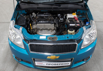 Подержанный автомобиль Chevrolet Aveo Hatchback 2008 года (9 фото)