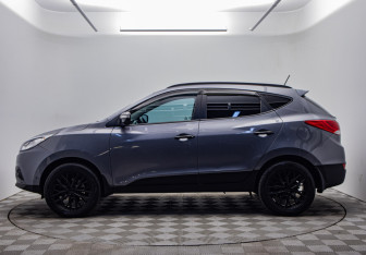 Подержанный автомобиль Hyundai ix35 2011 года (2 фото)