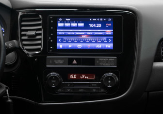 Подержанный автомобиль Mitsubishi Outlander 2018 года (18 фото)