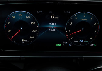 Подержанный автомобиль Mercedes-Benz GLE 2018 года (10 фото)