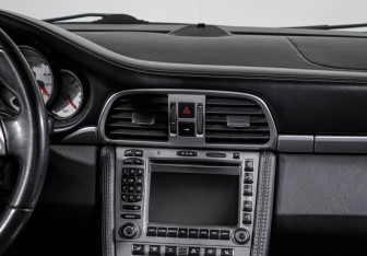Подержанный автомобиль Porsche 911 Coupe 2004 года (13 фото)