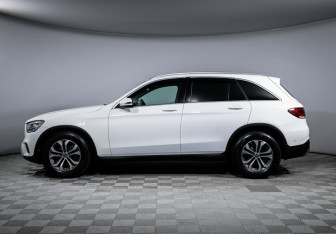 Подержанный автомобиль Mercedes-Benz GLC Coupe 2021 года (8 фото)