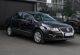 Подержанный автомобиль Volkswagen Passat Sedan 2008 года (3 фото)