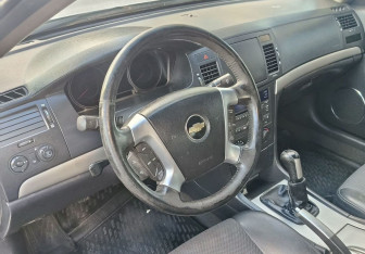 Подержанный автомобиль Chevrolet Epica 2011 года (14 фото)