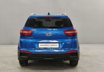 Подержанный автомобиль Hyundai Creta 2018 года (6 фото)