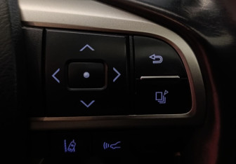 Подержанный автомобиль Lexus RX 2021 года (16 фото)