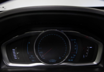 Подержанный автомобиль Volvo XC60 2014 года (9 фото)