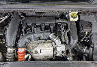 Подержанный автомобиль Citroen C4 Sedan 2016 года (9 фото)